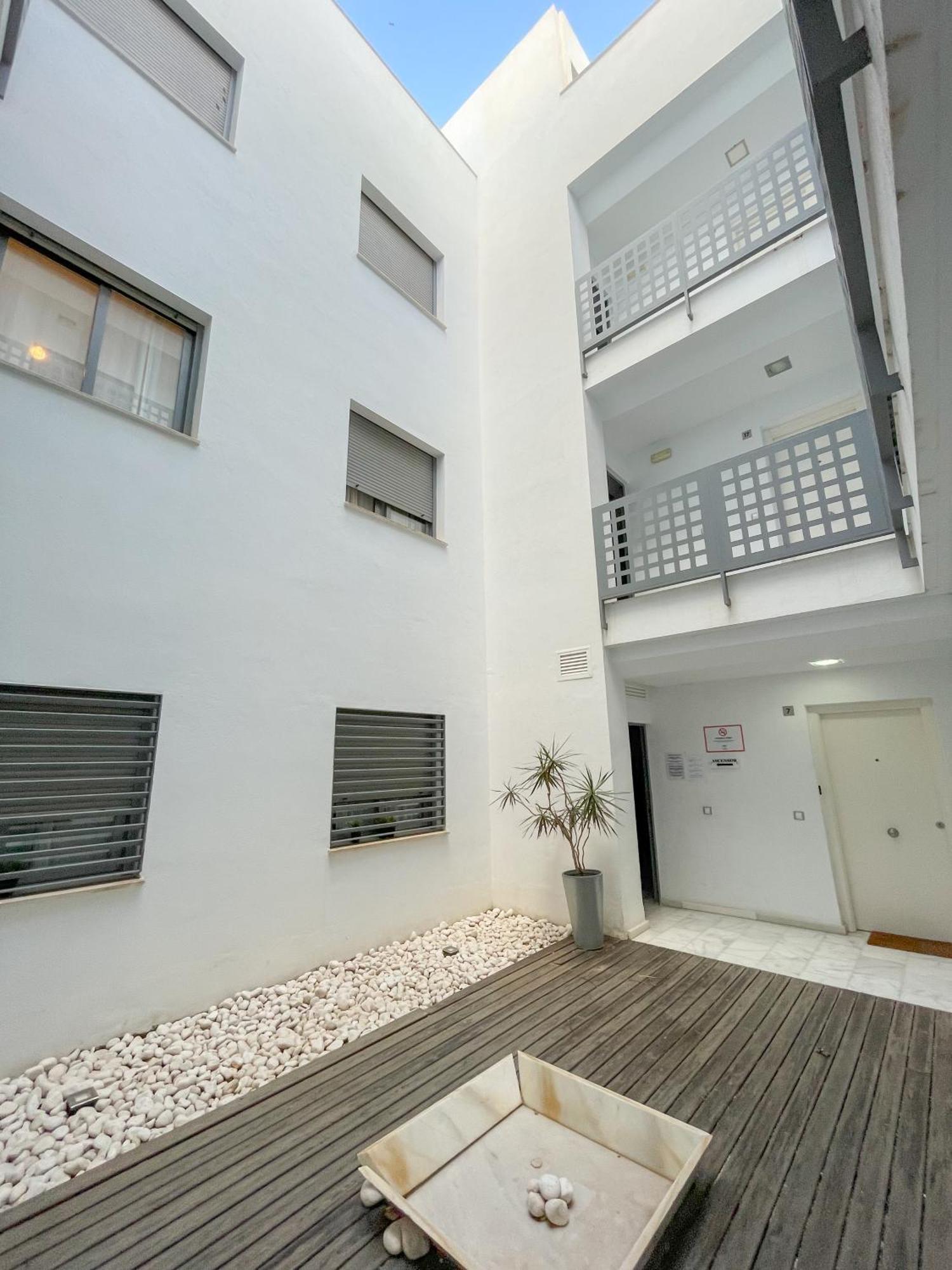 Estudio En Malaga Centro المظهر الخارجي الصورة